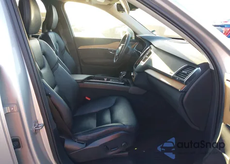 2022 Volvo Xc90 T6 Momentum 7 Passenger from USA, damaged, VIN YV4A22PK8N1785402